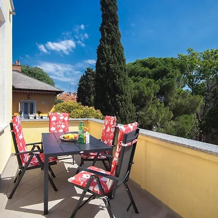 Apartman Aleksandra Pula Exterior foto